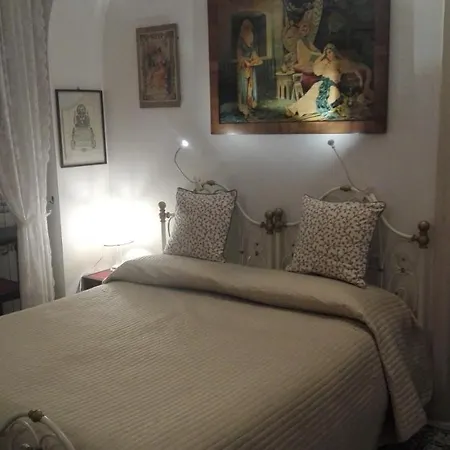 Longo De Bellis 4* Барі