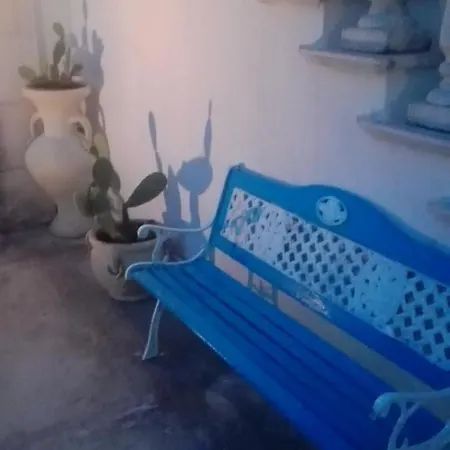 Longo De Bellis Bed & Breakfast 4*