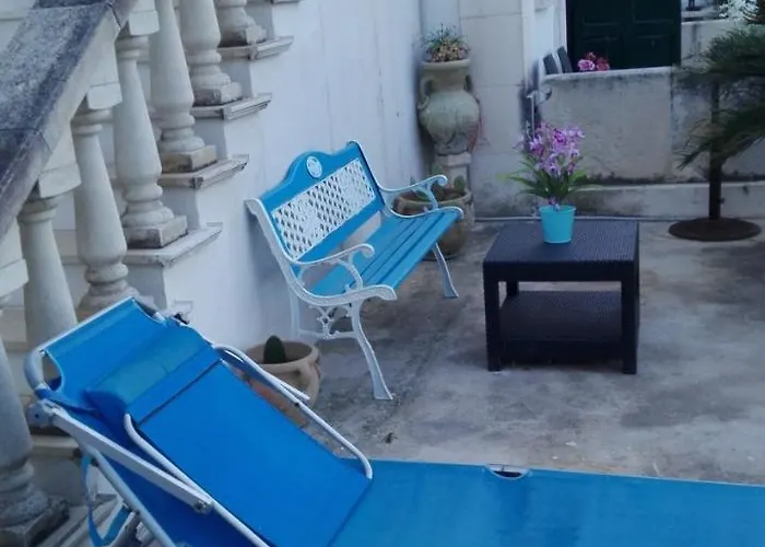 Longo De Bellis 4* Барі