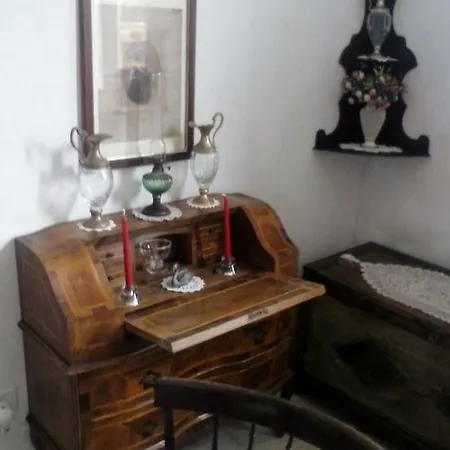 Longo De Bellis Panzió