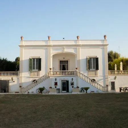 Longo De Bellis