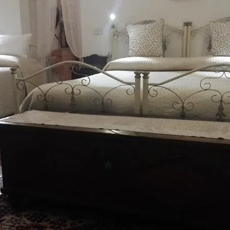 Panzió Longo De Bellis